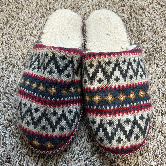 Muk Luks Other - "Original Muk Luks" Plaid  Slippers Size XL (11-12),  Casual Comfort Holidays